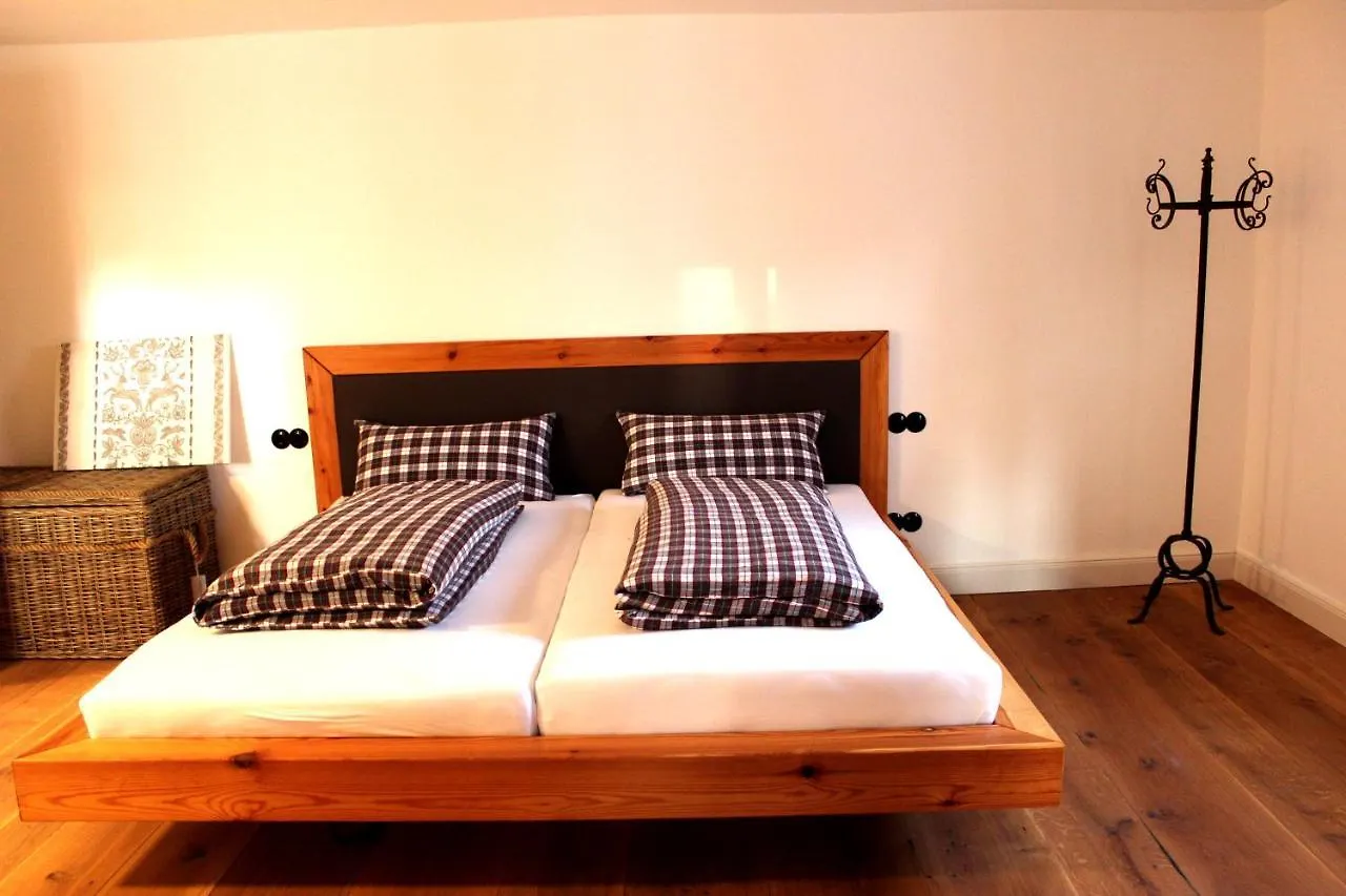 Jura-Chalet Obereggersberg Villa Riedenburg